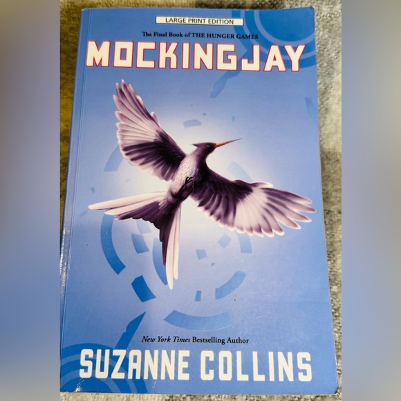 Mockingjay by Suzanne Collins Large Print Softcover Edition - Picture 1 of 10